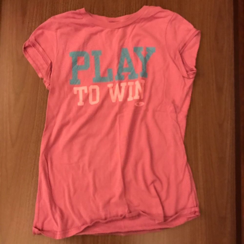 purple play to win tee- like new